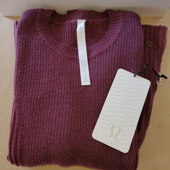 lululemon athletica Sweaters - NEW Lululemon sweater size 6